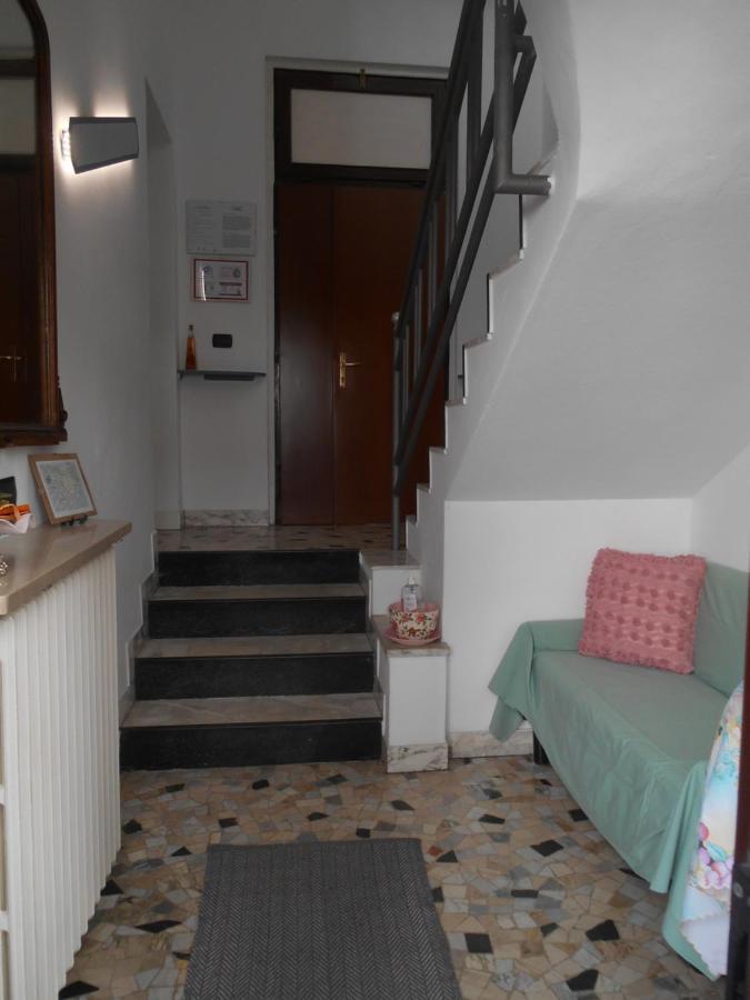 Le Rose Malpensa Bed & Breakfast Busto Arsizio Exterior foto