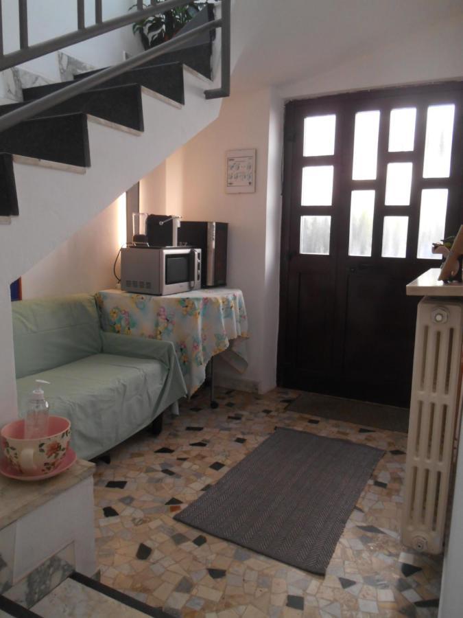 Le Rose Malpensa Bed & Breakfast Busto Arsizio Exterior foto