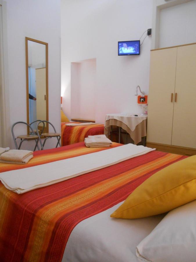 Le Rose Malpensa Bed & Breakfast Busto Arsizio Exterior foto