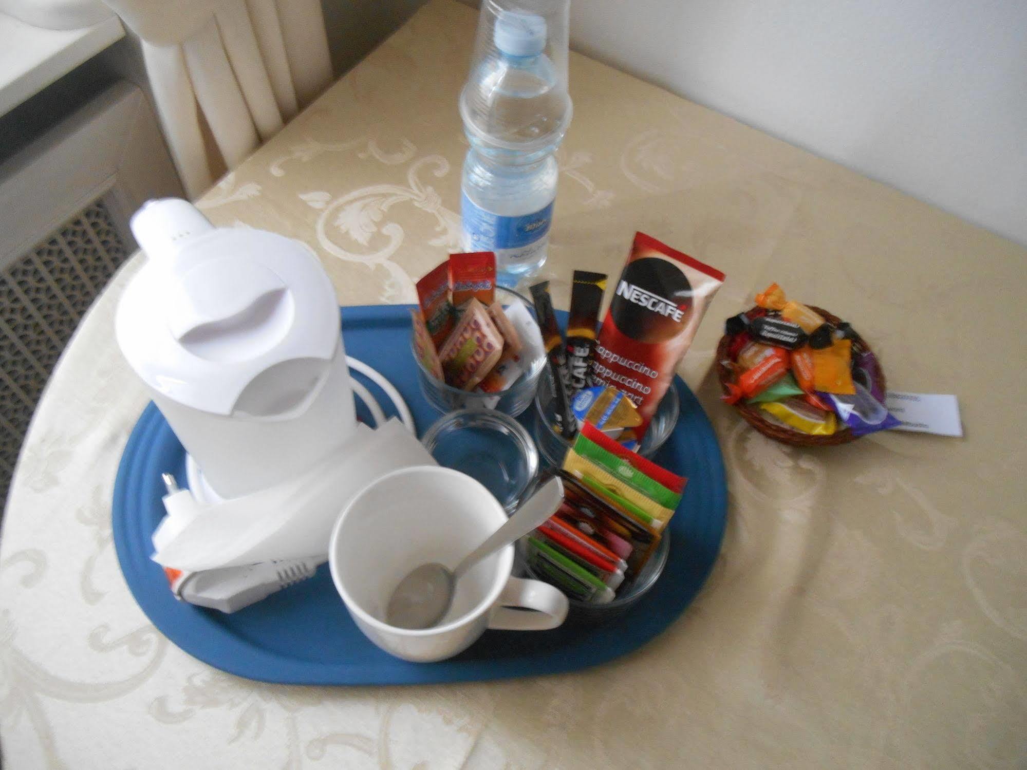 Le Rose Malpensa Bed & Breakfast Busto Arsizio Exterior foto